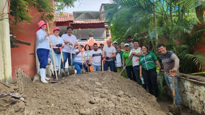 201025 15033, BRIGADAS DEL DIF ESTATAL LLEVAN AYUDA COMUNITARIA A TAMAZUNCHALE Y ÉBANO (2)