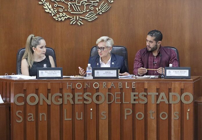 Comparececncia de la Secretaría de Salud